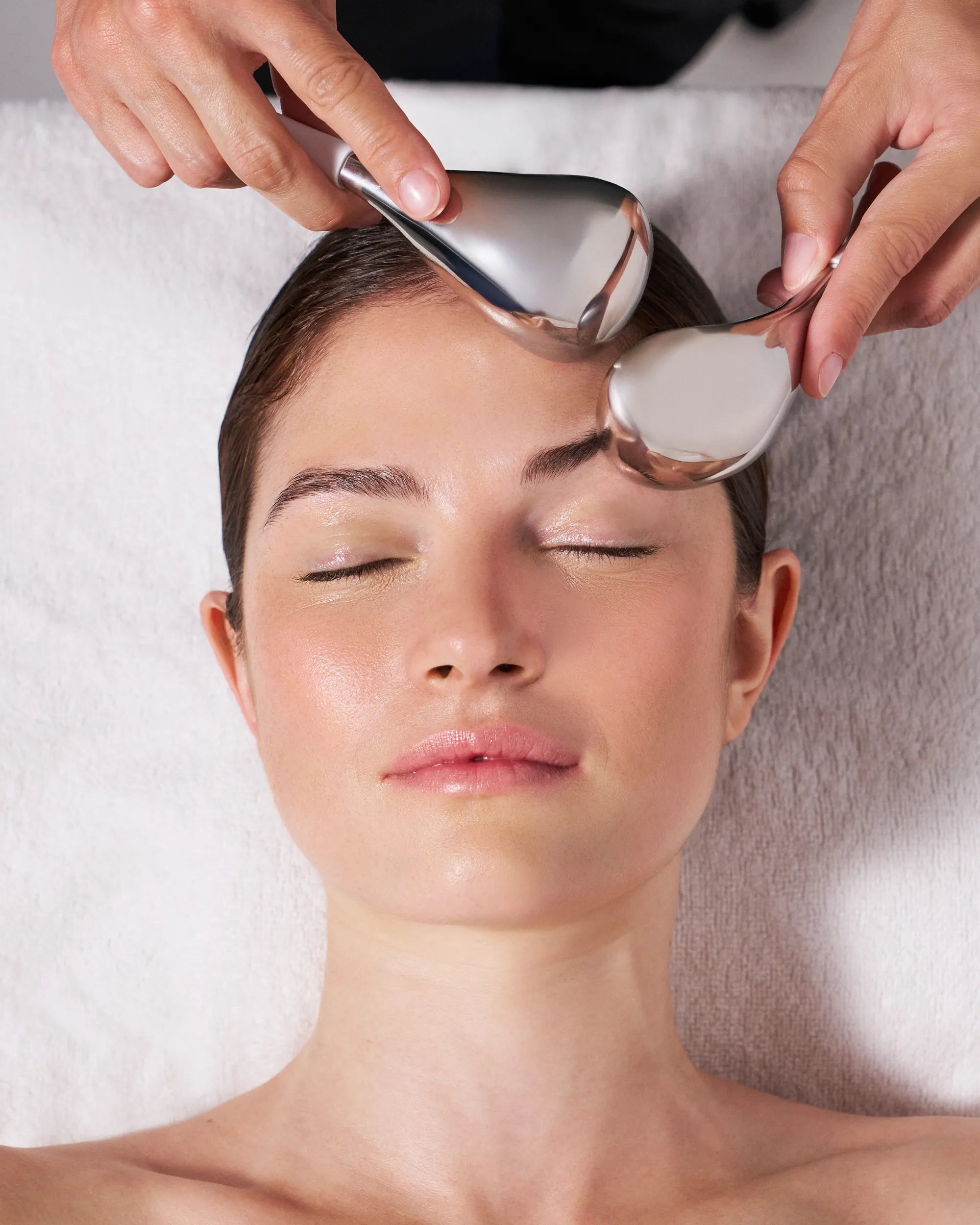 algotherm-ocean-cryo-globes-refresh-express-duo-visage image 5