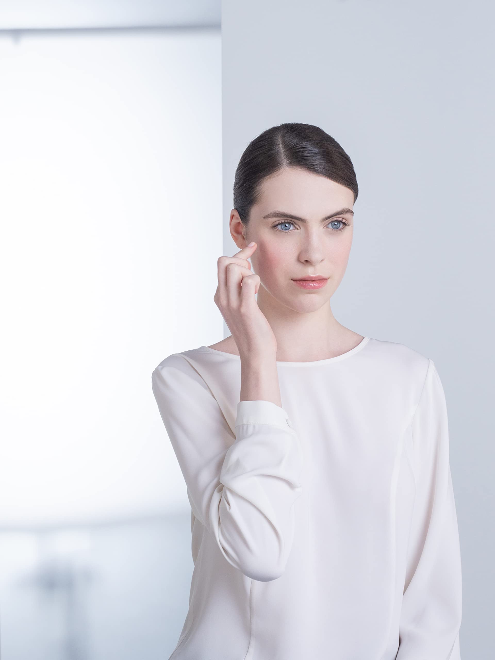 esthederm-esthe-white-mousse-nettoyante-150ml-teint-unifi image 2