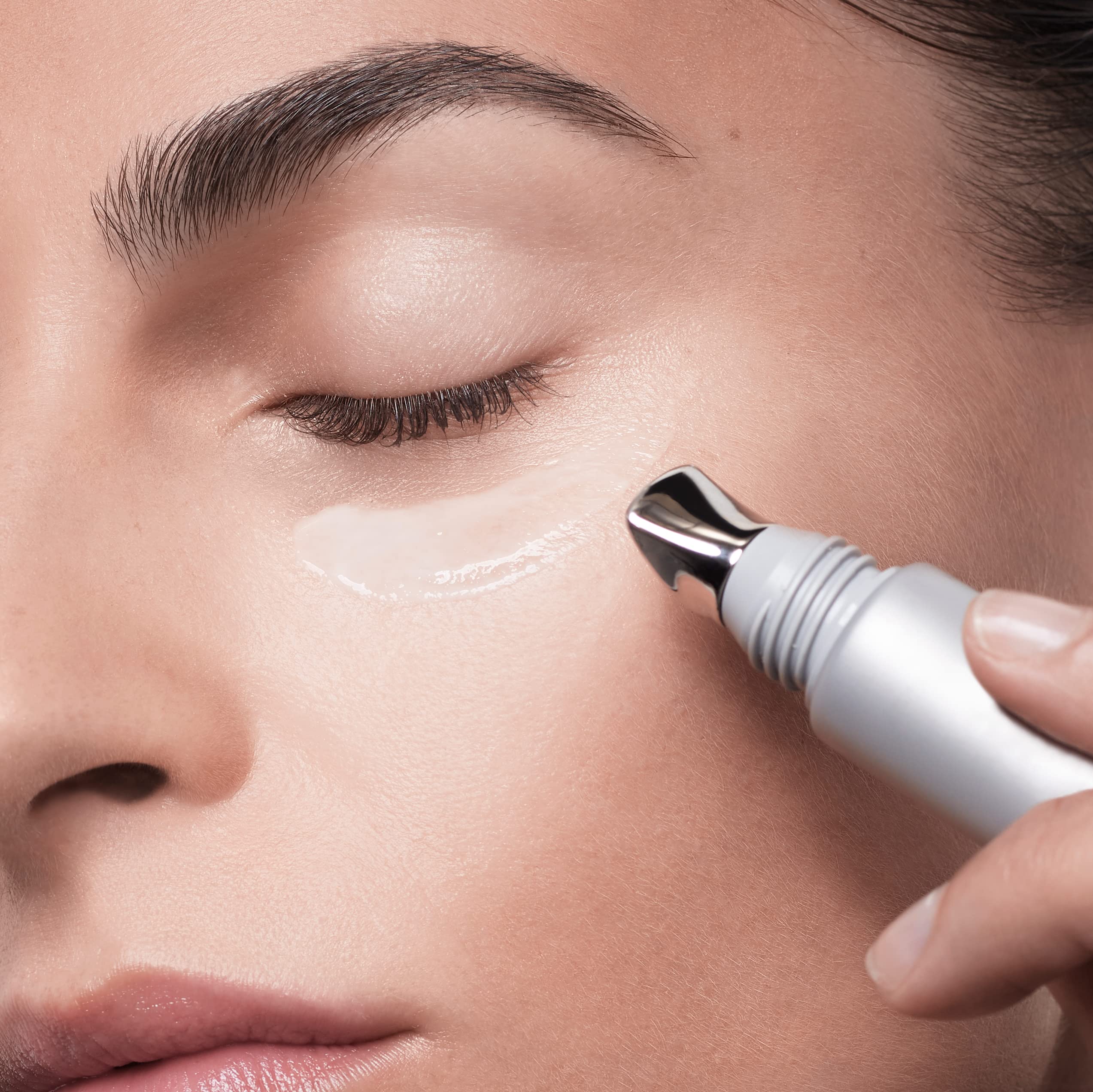 esthederm-lift-repair-soin-contour-yeux-15-ml-effet-tenseur image 3